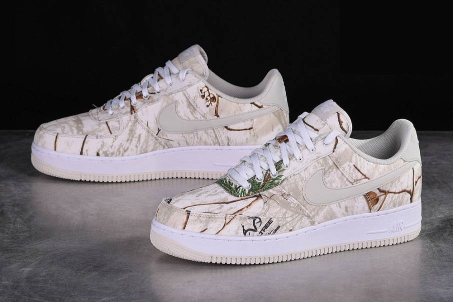 Фото № 3 с приближением к товару «‎Nike Air Force 1 ’07 Lv8 3 Reflective Camo »