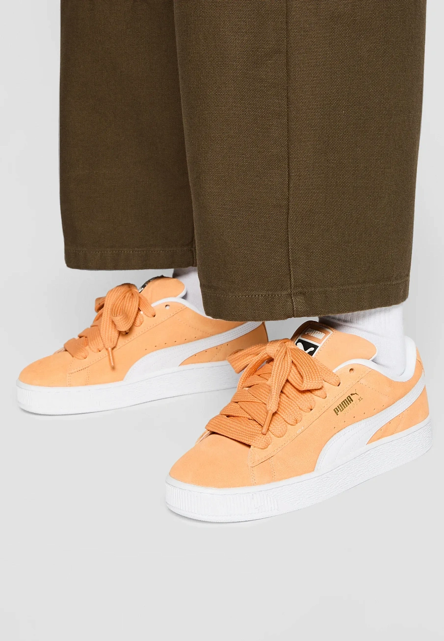 Фото № 4 с приближением к товару «‎UNISEX»