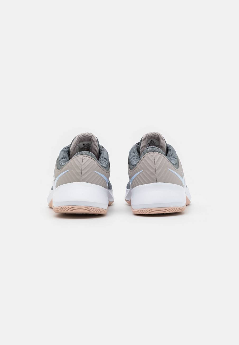 Фото № 2 с приближением к товару «‎Nike Mc Trainer»