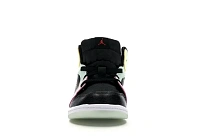 Фото № 2 с приближением к товару «‎Jordan 1 Mid»