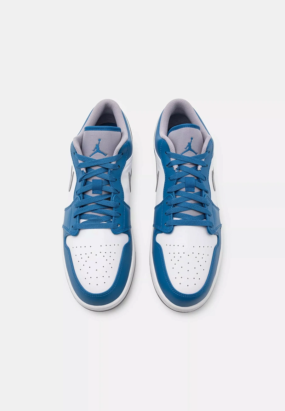 Фото № 3 с приближением к товару «‎AIR JORDAN 1»