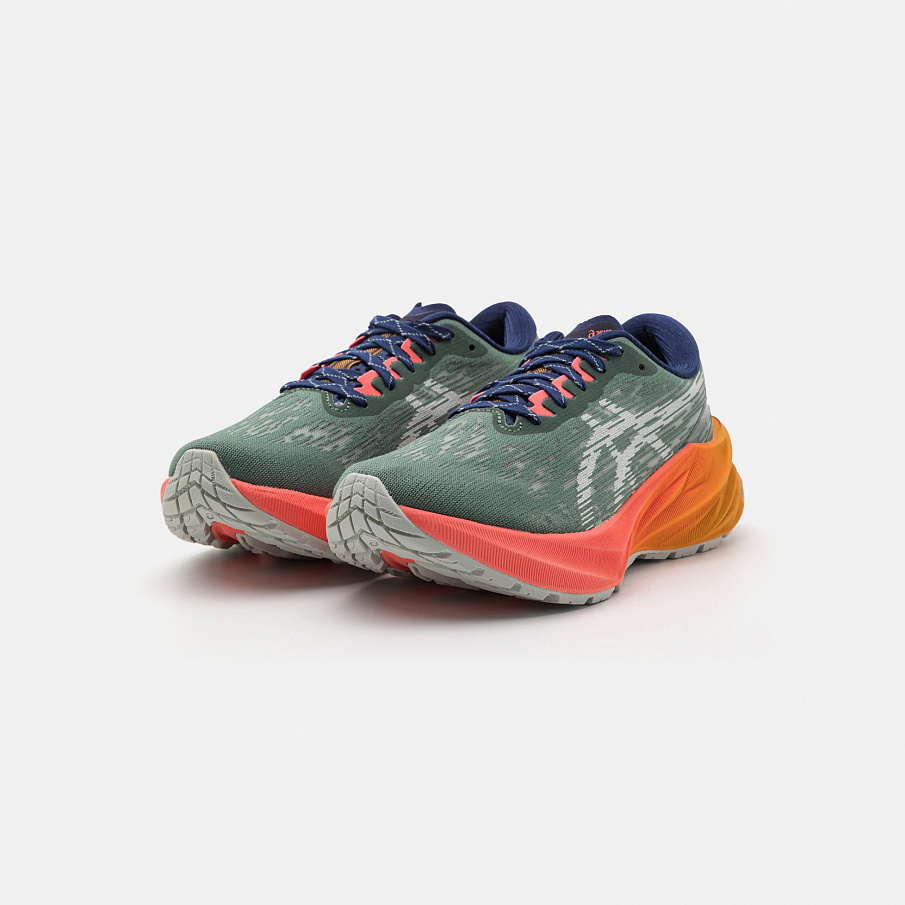 Фото № 2 с приближением к товару «‎Asics Novablast 3»