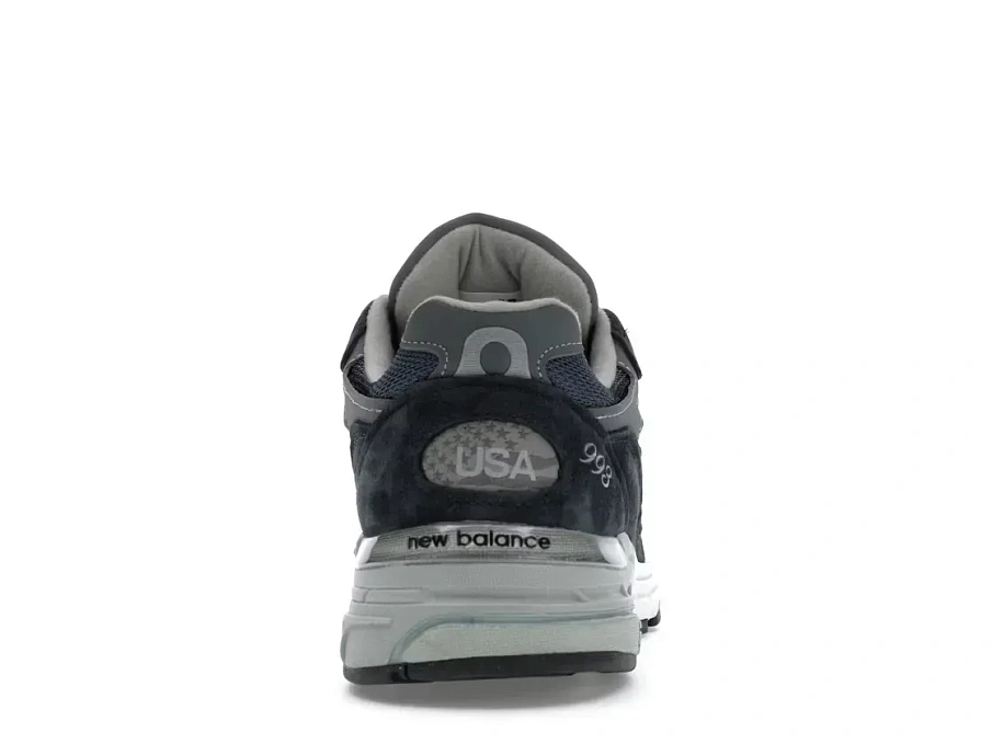 Фото № 4 с приближением к товару «‎New Balance 993»