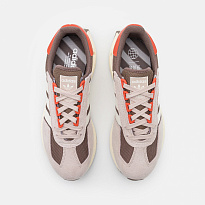 Фото № 4 с приближением к товару «‎Adidas Retropy E5 »