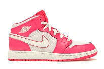 Фото № 1 с приближением к товару «‎Jordan 1 Mid Hyper Pink White »