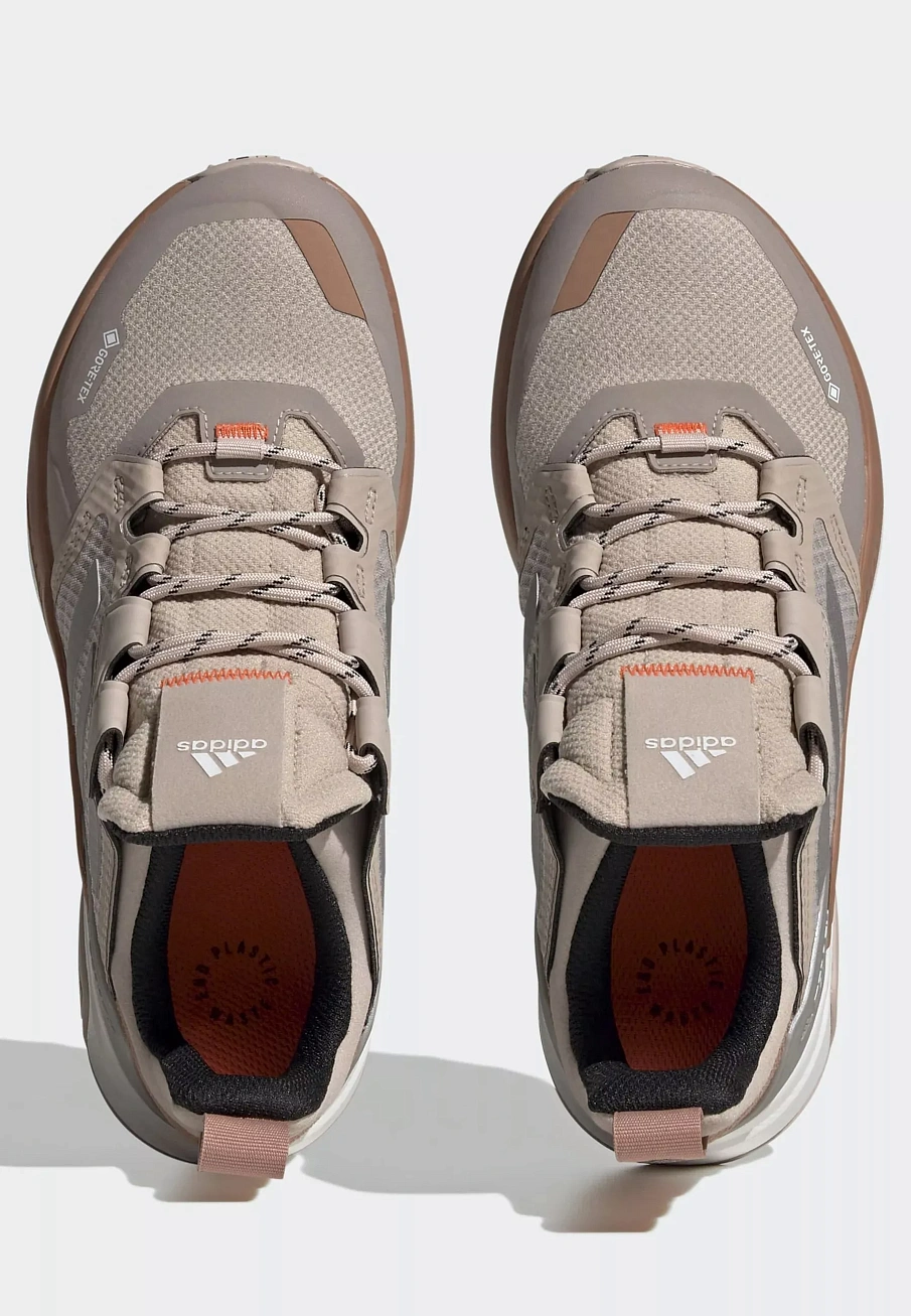Фото № 2 с приближением к товару «‎TERREX TRAILMAKER GTX»