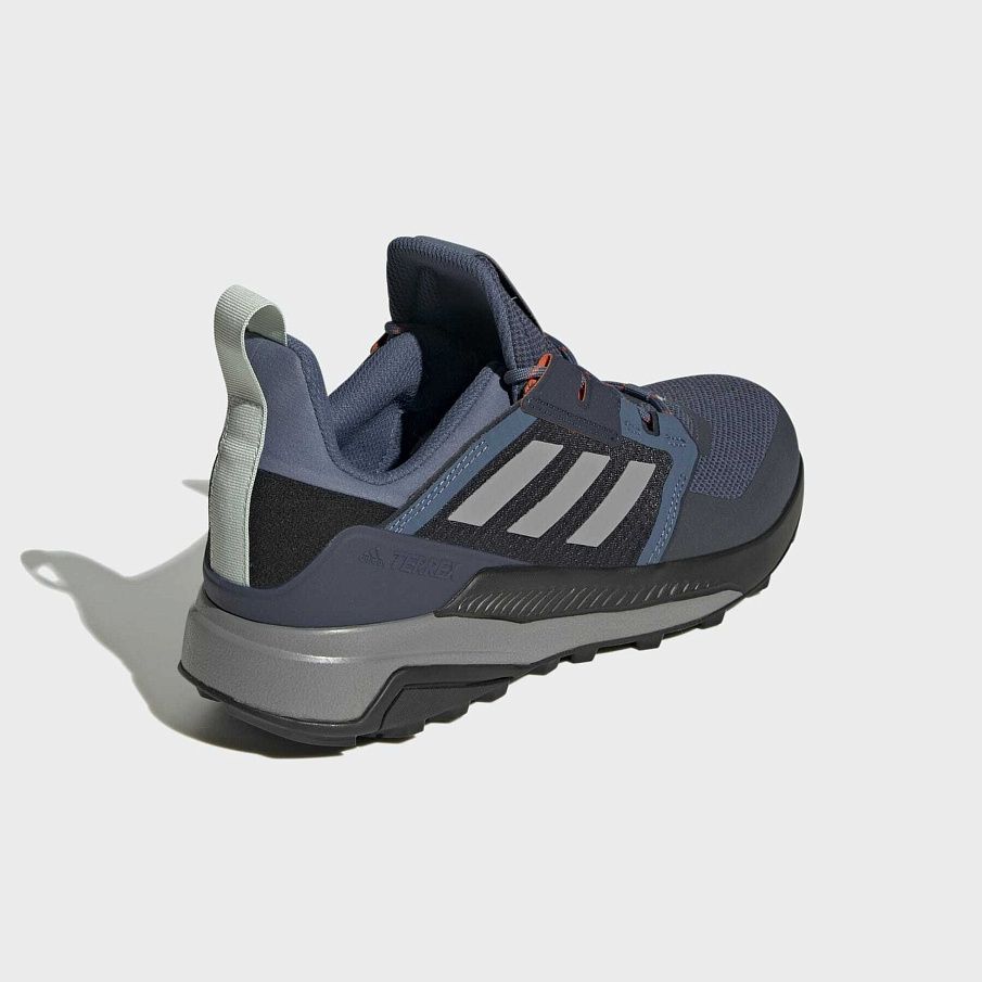 Фото № 4 с приближением к товару «‎Adidas Terrex»