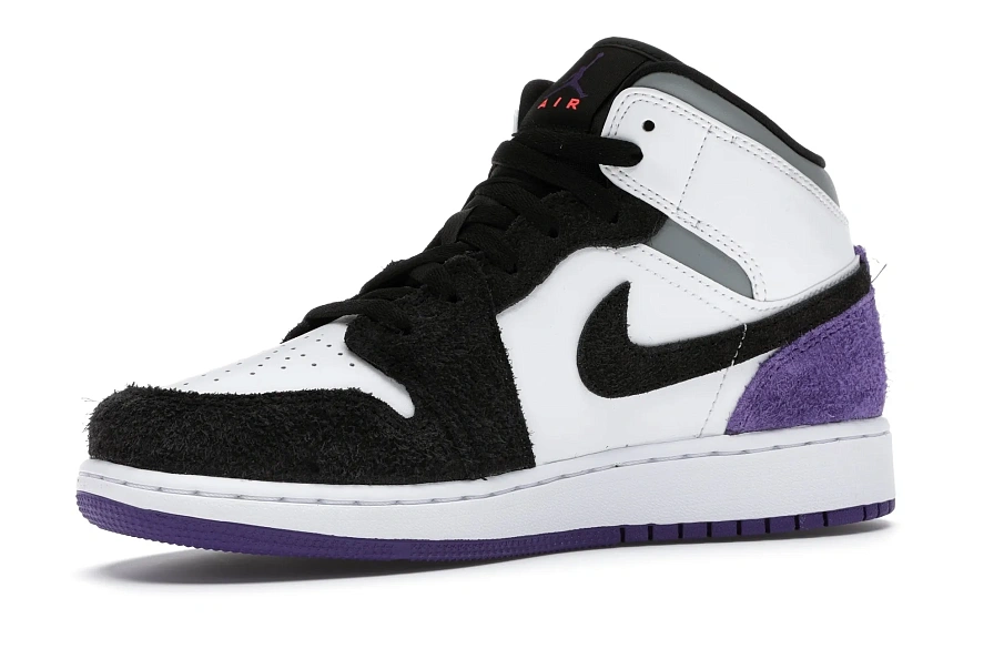 Фото № 4 с приближением к товару «‎Jordan 1 Mid SE Purple »