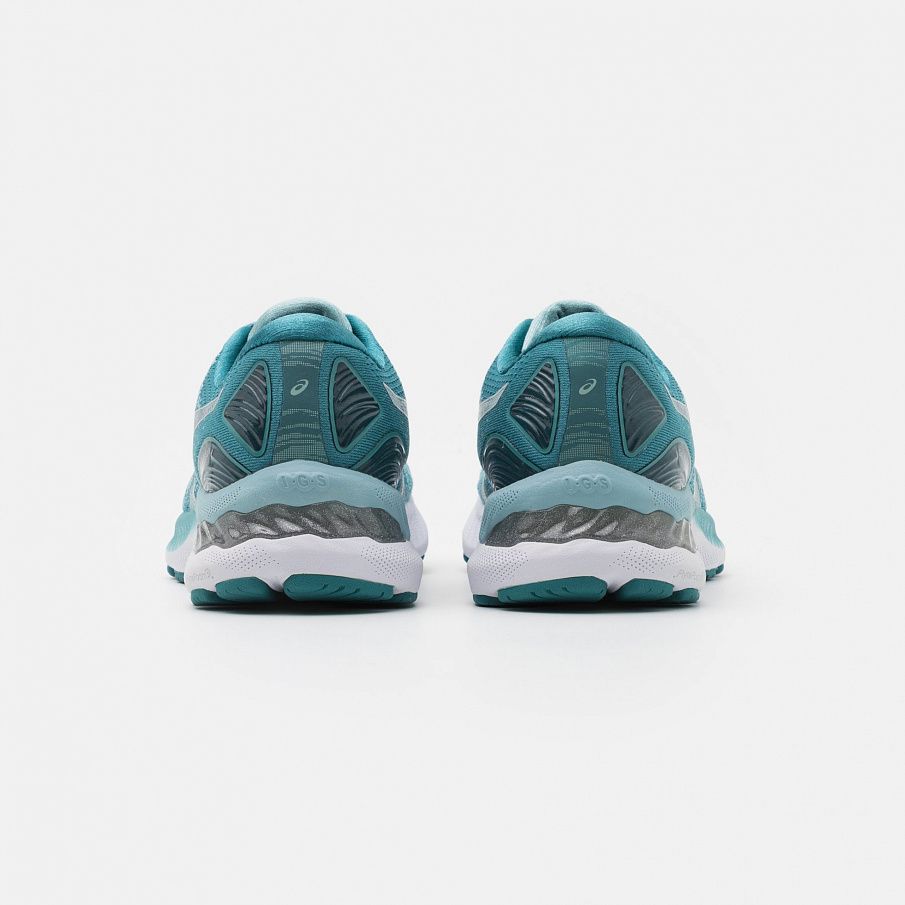 Фото № 3 с приближением к товару «‎Asics Gel Nimbus 23»