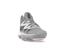 Фото № 4 с приближением к товару «‎Nike Kyrie 5 Team Wolf Grey Black»