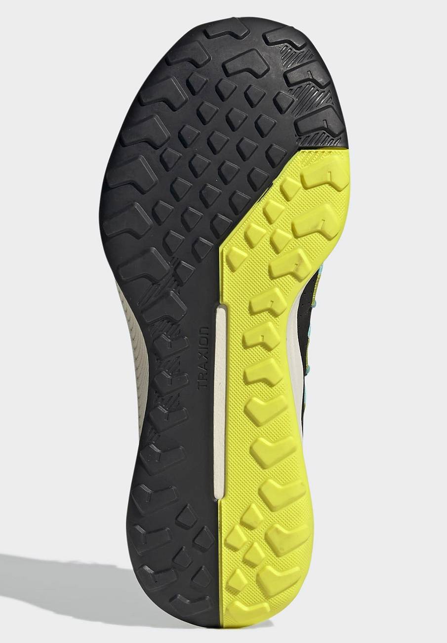 Фото № 4 с приближением к товару «‎Adidas Voyage Terrex Voyager»