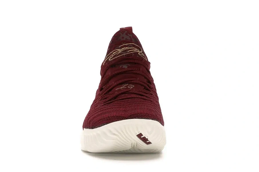 Фото № 2 с приближением к товару «‎Nike LeBron 16 King»