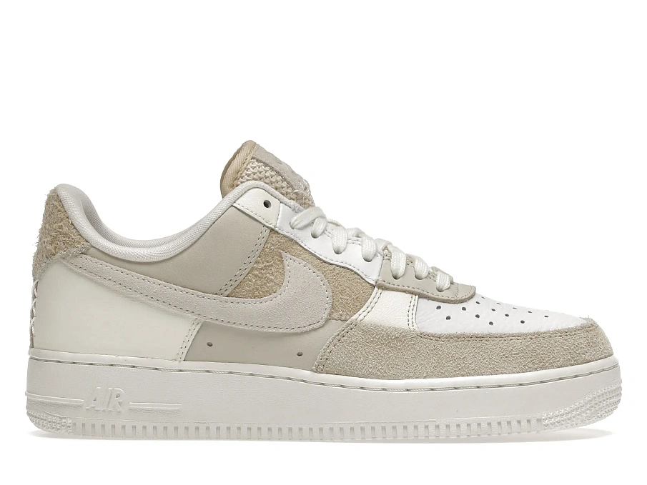 Фото № 1 с приближением к товару «‎Nike Air Force 1 Low 07 Coconut Milk »