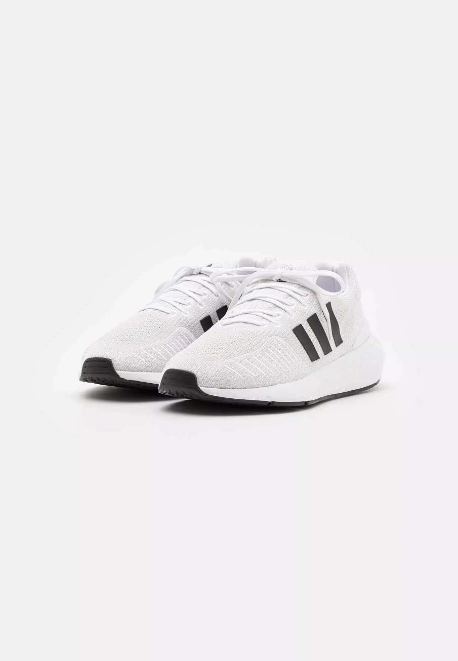 Фото № 2 с приближением к товару «‎SWIFT RUN 22 UNISEX»