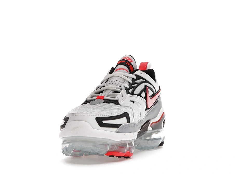 Фото № 3 с приближением к товару «‎Nike Air VaporMax Evo Infrared»