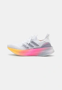 Фото № 1 с приближением к товару «‎ULTRABOOST 5»