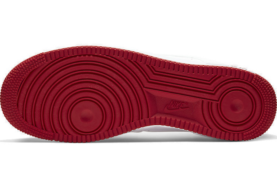 Фото № 4 с приближением к товару «‎Nike Air Force 1 Low 'University Red'»