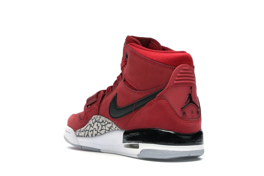Фото № 6 с приближением к товару «‎Jordan Legacy 312 Toro »