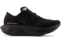 Фото № 1 с приближением к товару «‎New Balance FuelCell Supercomp Elite V4»