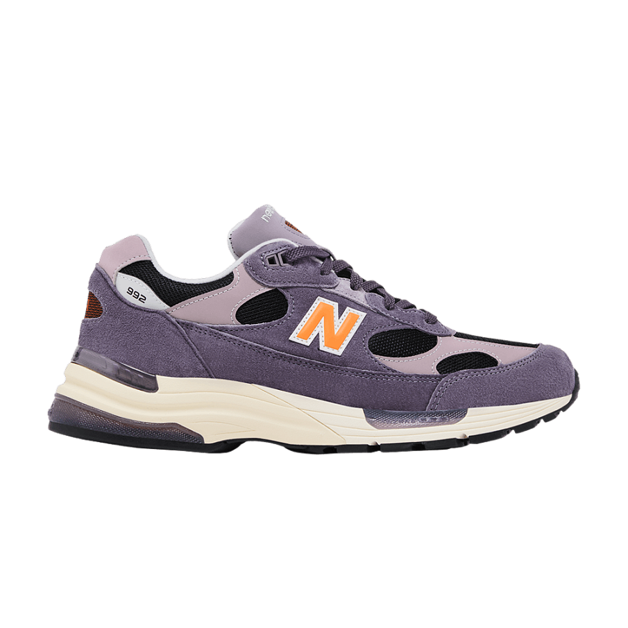 Фото № 1 с приближением к товару «‎Teddy Santis x New Balance 992 Made in USA Dark Ice Wine»