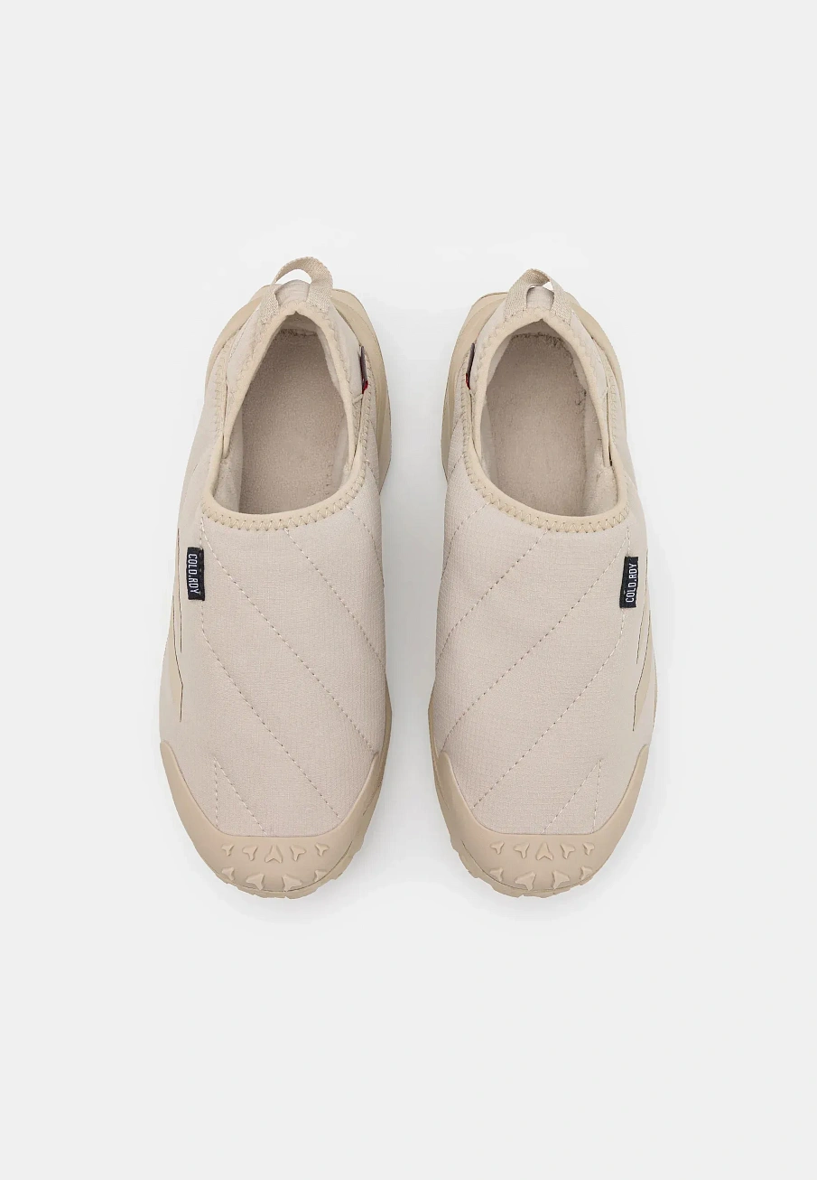 Фото № 4 с приближением к товару «‎WINTER SLIP ON COLD.RDY»