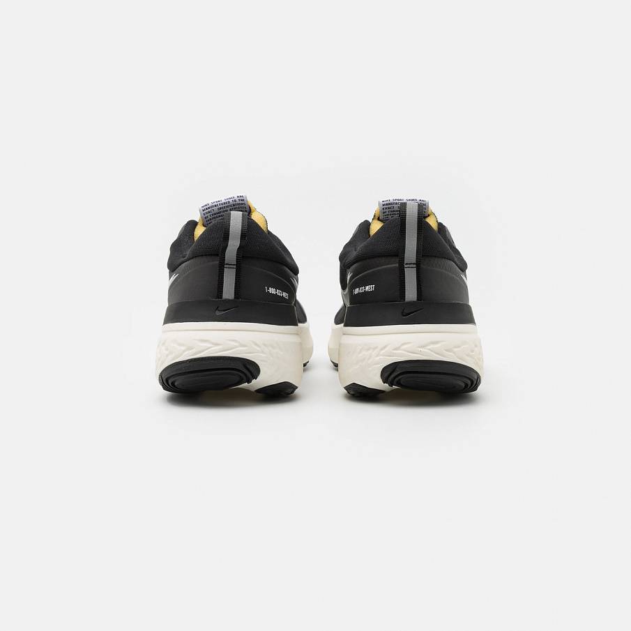 Фото № 3 с приближением к товару «‎Nike React Miler Prm»