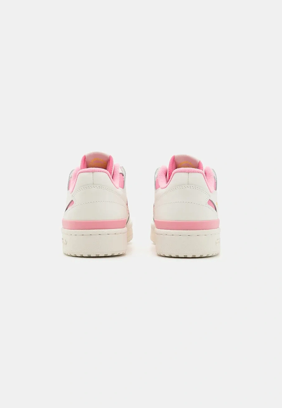 Фото № 3 с приближением к товару «‎FORUM LOW CL»