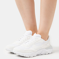 Фото № 2 с приближением к товару «‎Nike W React R3vision »