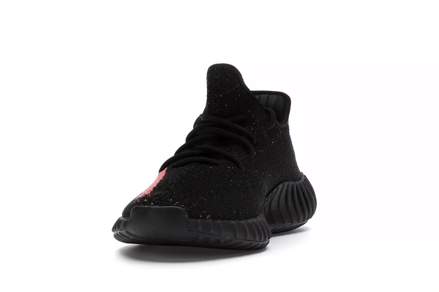 Фото № 2 с приближением к товару «‎adidas Yeezy Boost 350 V2 Core Black Red (2016/2022)»
