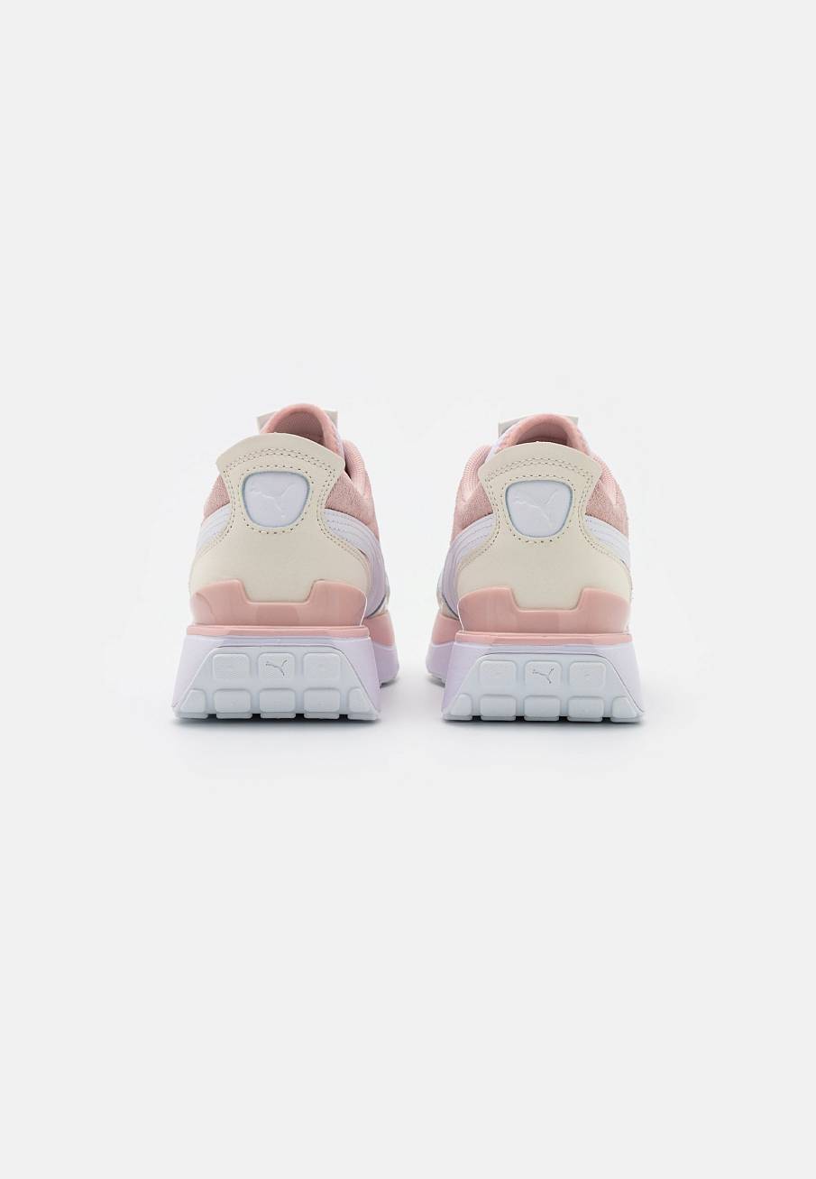 Фото № 3 с приближением к товару «‎Puma Cruise Rider Soft »