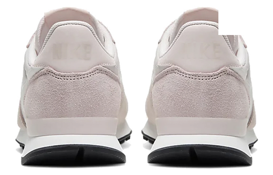 Фото № 4 с приближением к товару «‎Nike Wmns Internationalist PinkWhite»