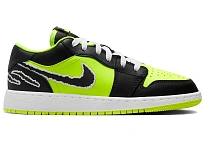 Фото № 1 с приближением к товару «‎Jordan 1 Low SE Black Cat Volt »