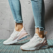 Фото № 2 с приближением к товару «‎Nike Wmns Air Max 270 Ess»