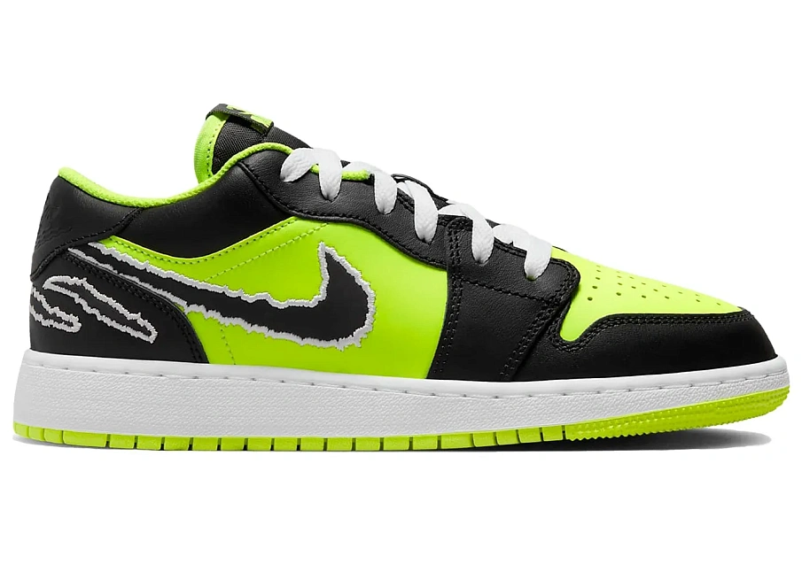 Фото № 1 с приближением к товару «‎Jordan 1 Low SE Black Cat Volt »