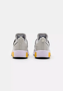 Фото № 2 с приближением к товару «‎AIR MAX BELLA TR 5»