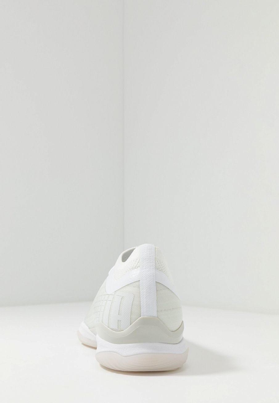 Фото № 4 с приближением к товару «‎Puma Adrenalite 1.1»