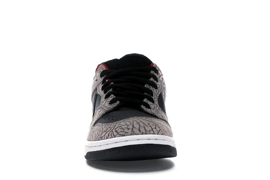 Фото № 2 с приближением к товару «‎Nike SB Dunk Low Supreme Black Cement (2002)»