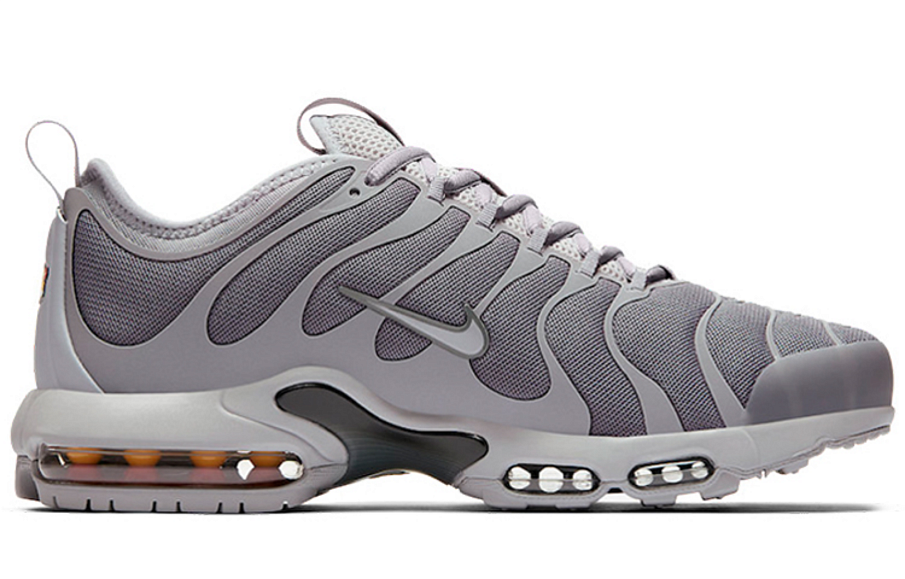 Фото № 2 с приближением к товару «‎Nike Air Max Plus TN Ultra Sneakers Grey»
