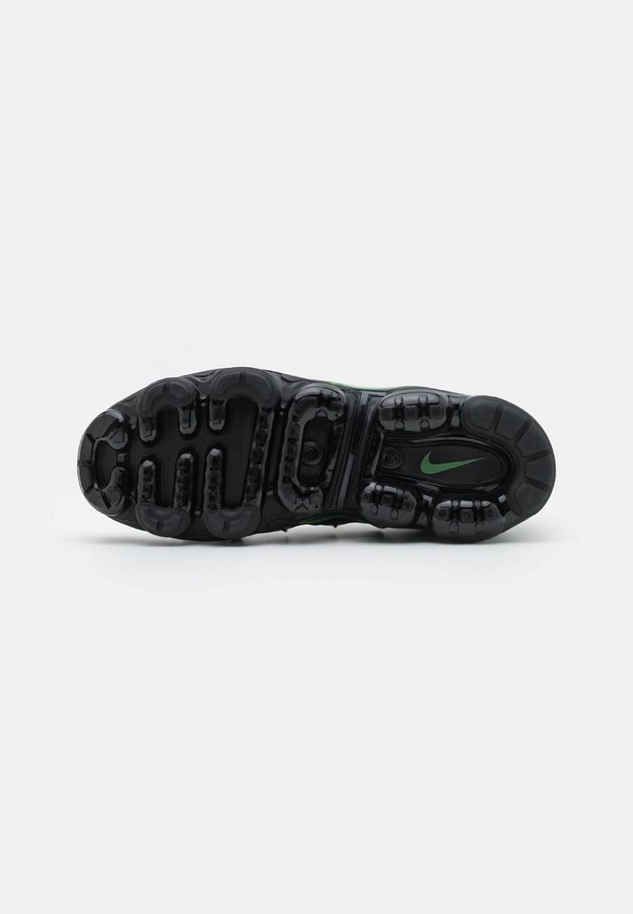 Фото № 4 с приближением к товару «‎Nike Air Vapormax Plus »