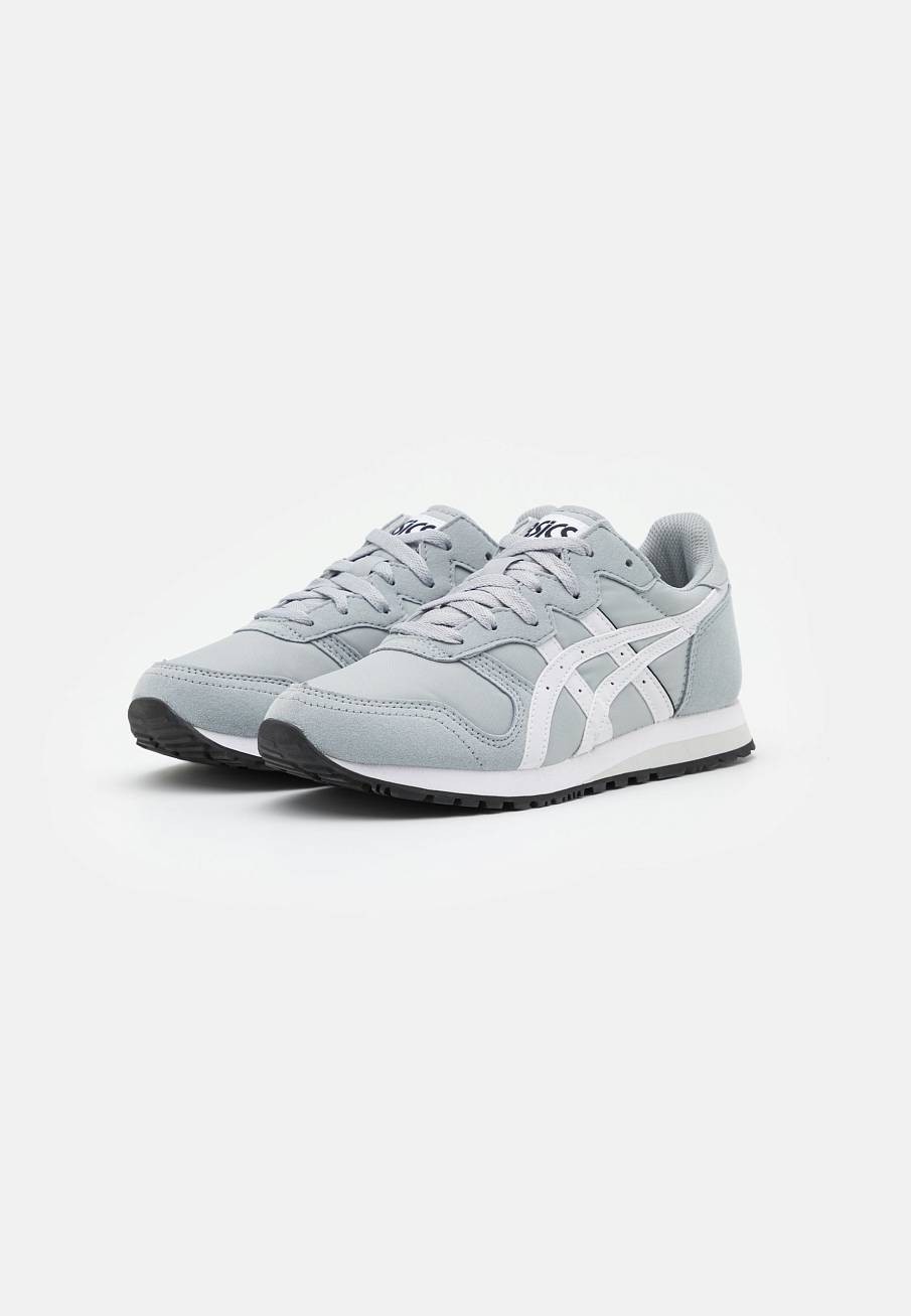 Фото № 2 с приближением к товару «‎Asics Oc »