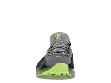 Nike LeBron TR 1 - 2