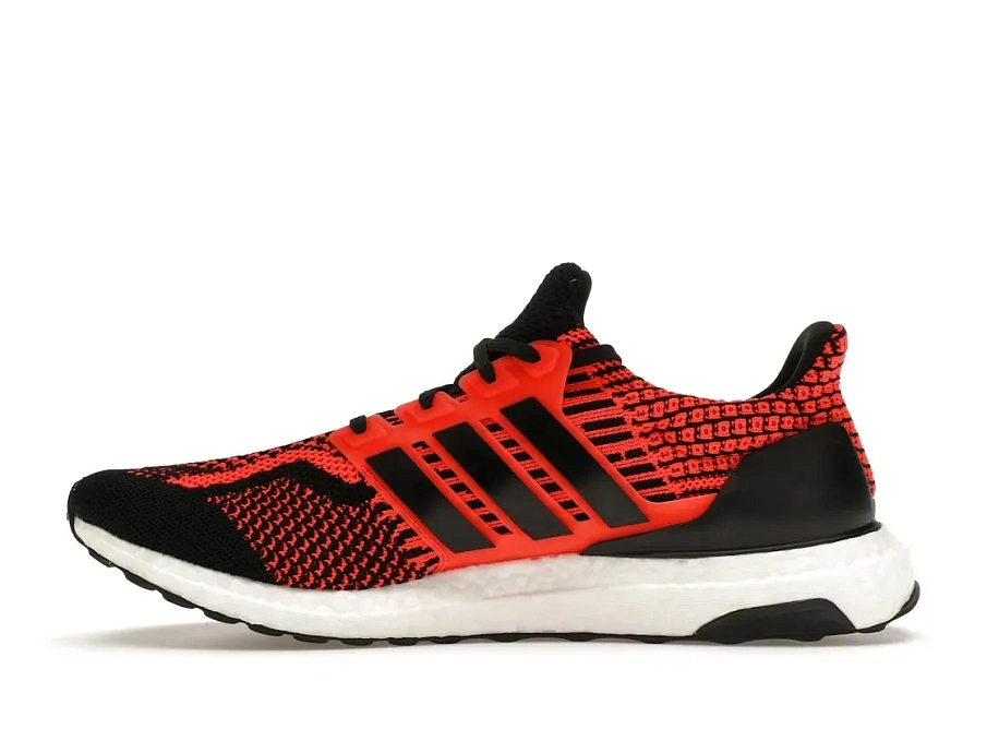 Фото № 3 с приближением к товару «‎adidas Ultra Boost 5.0 DNA»