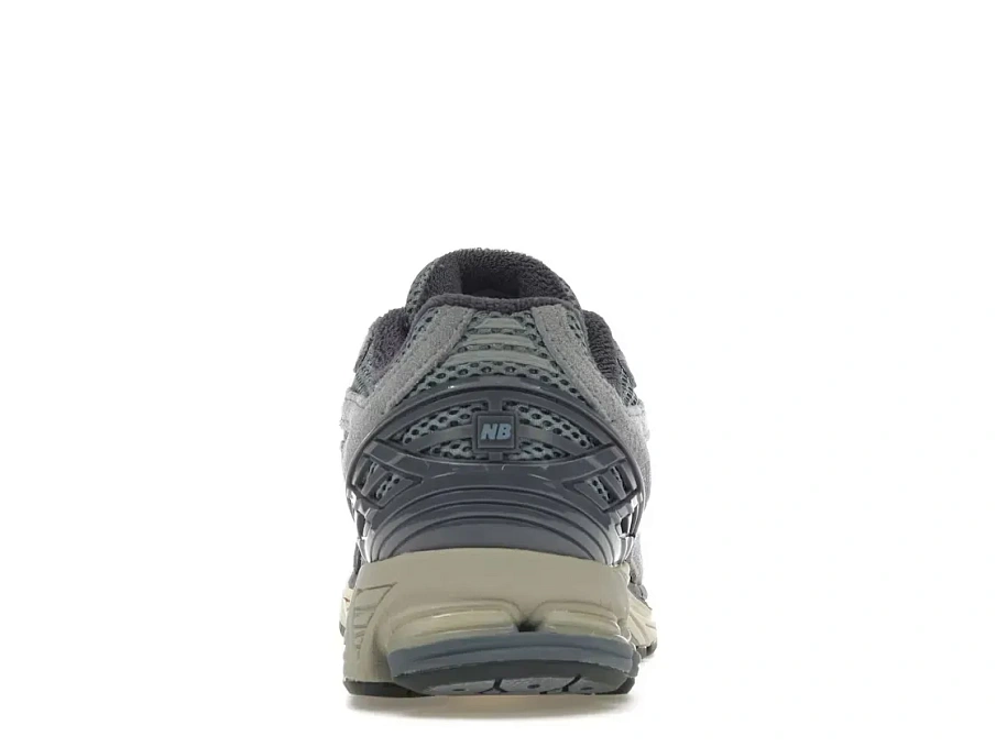 Фото № 4 с приближением к товару «‎New Balance 1906R»