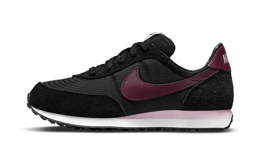 Фото № 1 с приближением к товару «‎(BP)Nike Waffle Trainer 2 Sneakers BlackRed»