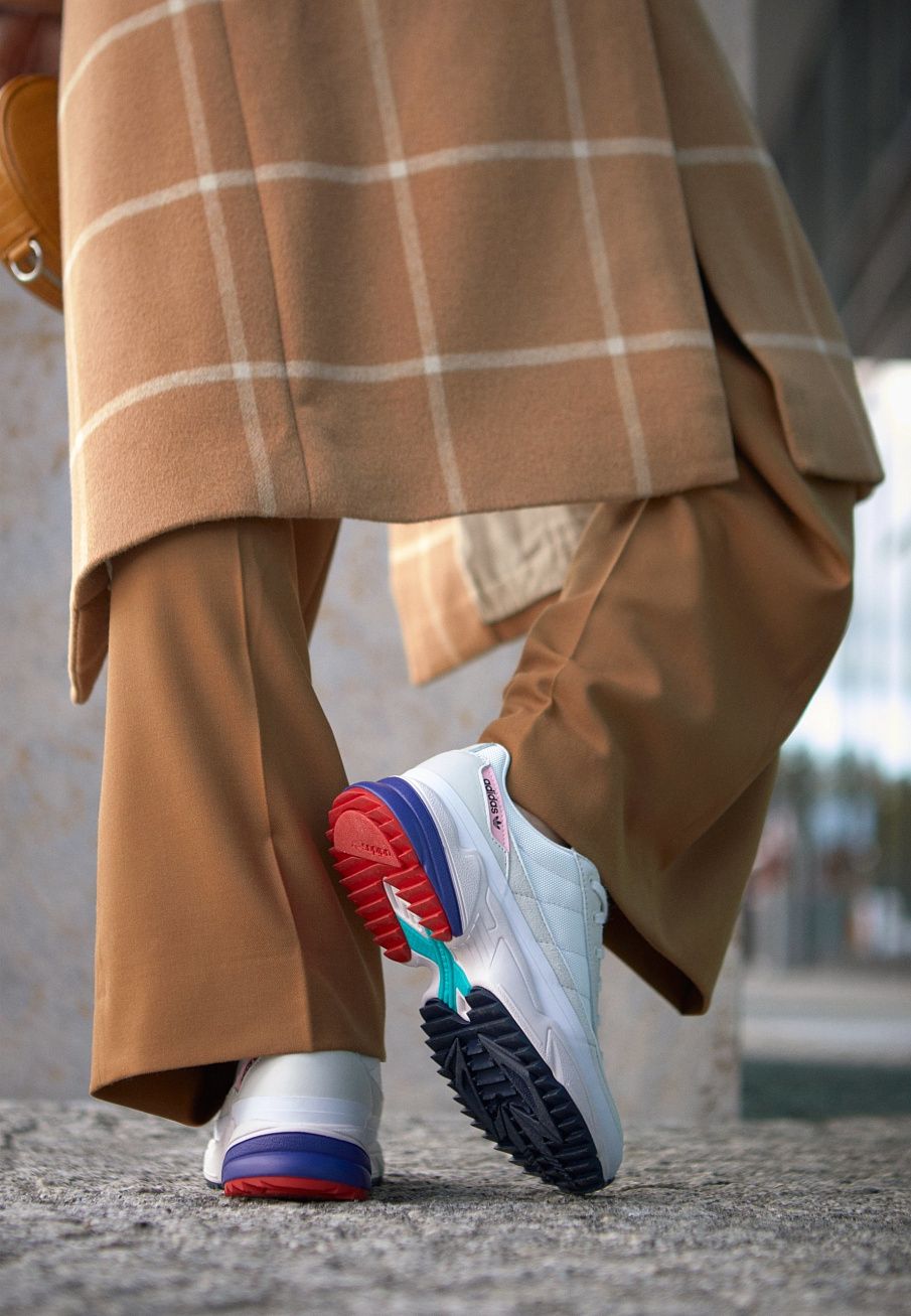 Фото № 5 с приближением к товару «‎Adidas Kiellor »