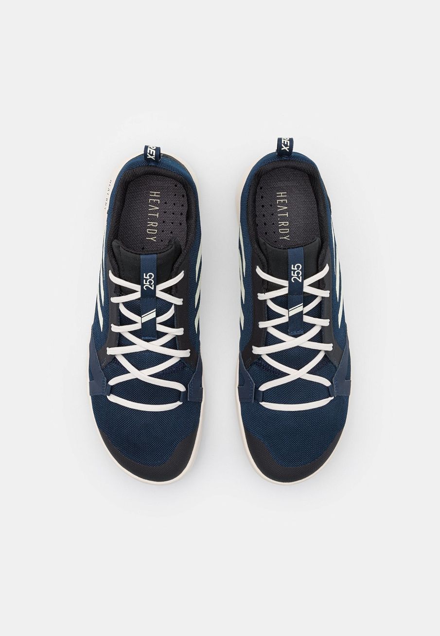 Фото № 4 с приближением к товару «‎Adidas Terrex Boat»