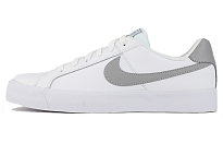 Фото № 1 с приближением к товару «‎Nike Court Royale AC White»
