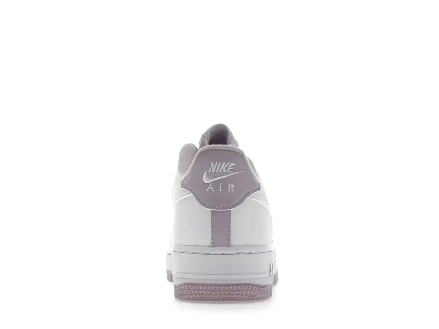 Фото № 4 с приближением к товару «‎Nike Air Force 1 Low»