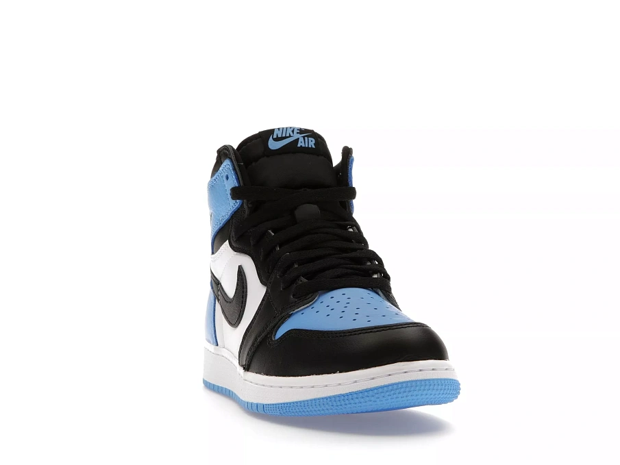 Фото № 3 с приближением к товару «‎Jordan 1 Retro High OG UNC Toe »