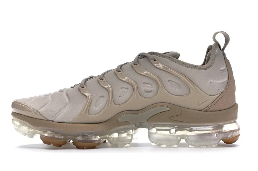 Фото № 3 с приближением к товару «‎Nike Air VaporMax Plus String»